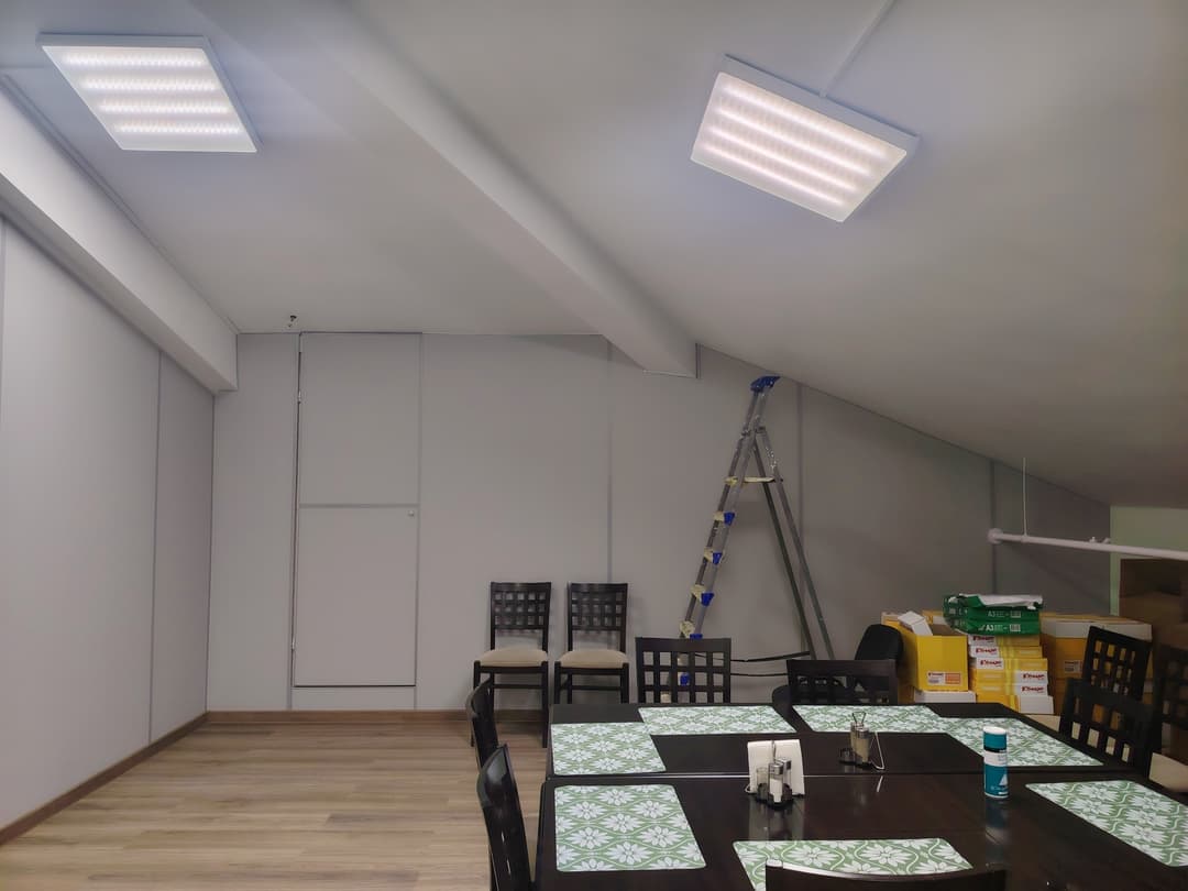 來源